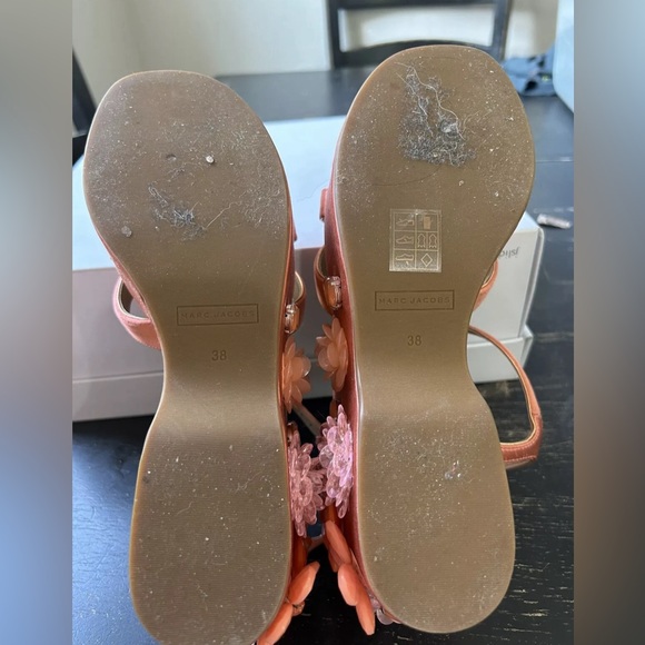 Marc Jacob’s Platform Sandals Size 38, Color Salmon - Picture 7 of 7